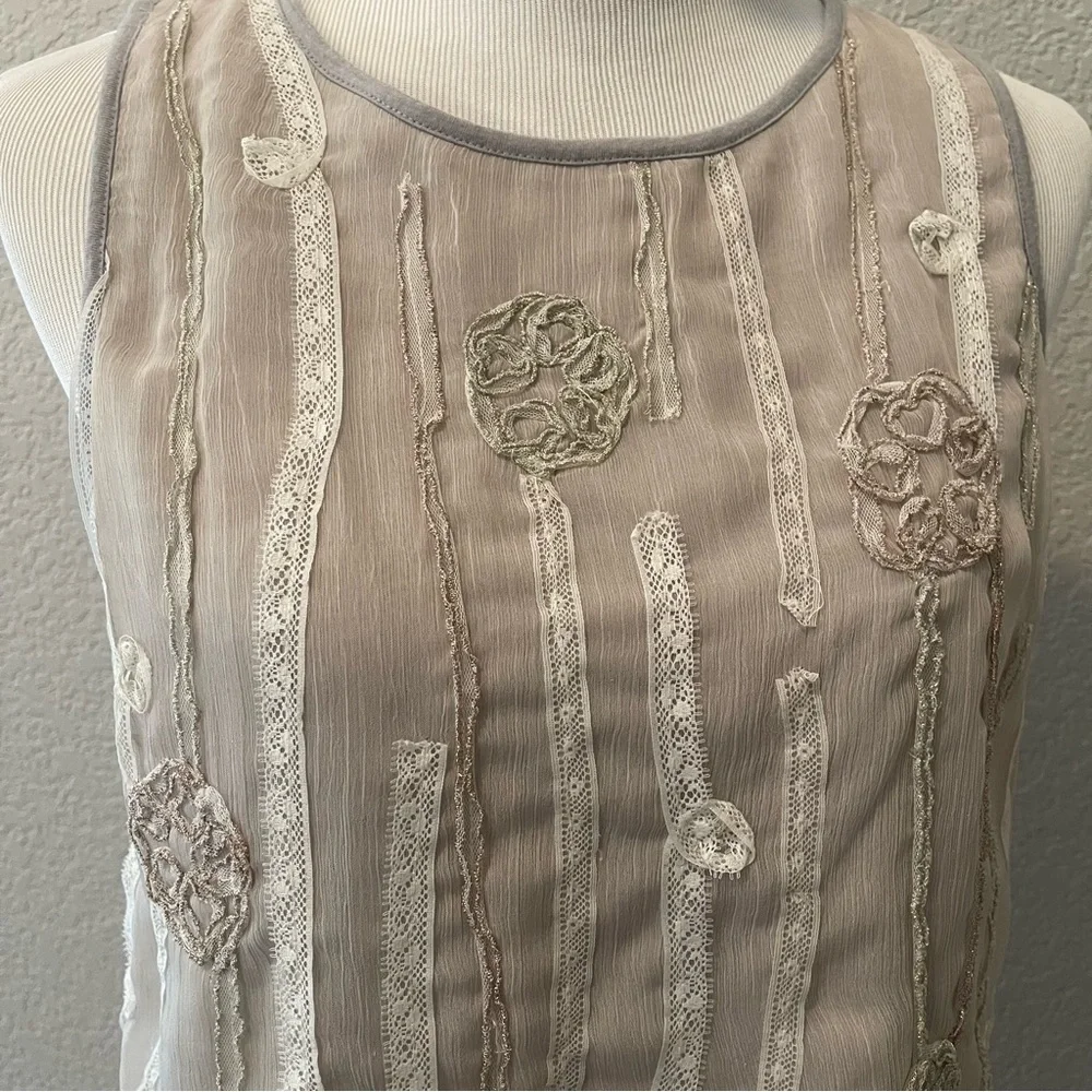 E by Eloise Floral Overlay Tank Top, Gray, medium - Picture 3 of 7